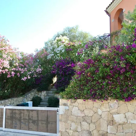 Iss Travel, Sea View Ursula - 4 Bedrooms And 4 Bathrooms Villa *